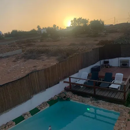 Villa Aloha Con Piscina